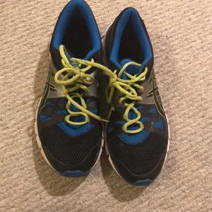 Men’s ASICS Running Sneakers